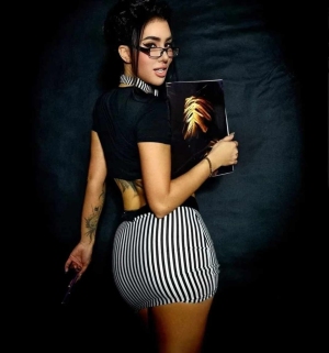 Pokaz striptizu damskiego w klubie w Łodzi